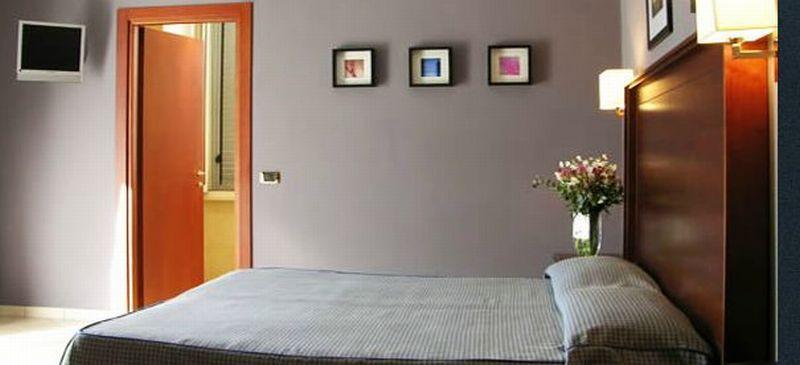 Hotel Taormina 2*